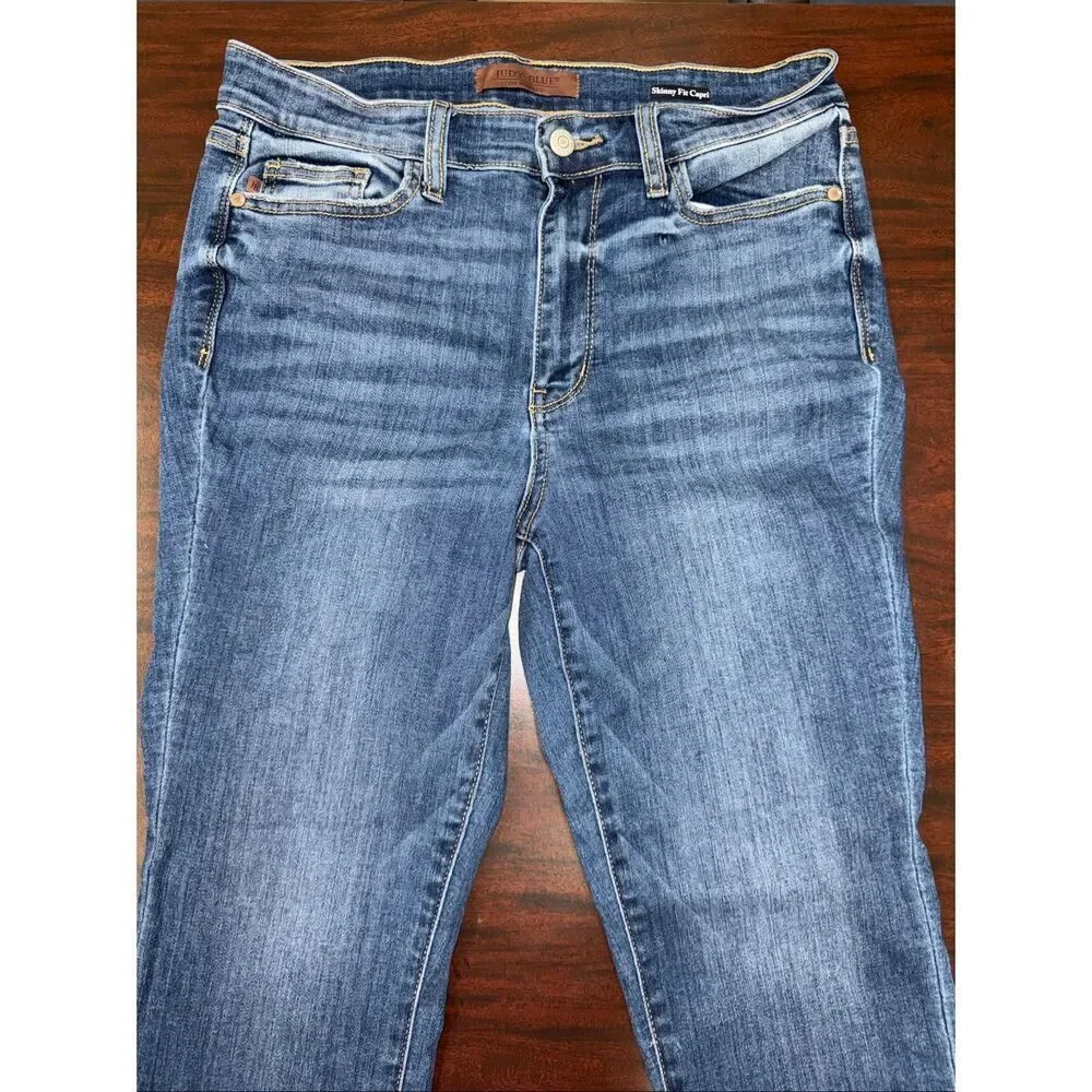 Judy Blue Denim Skinny Fit Capris Size 11/30 - Picture 2 of 9